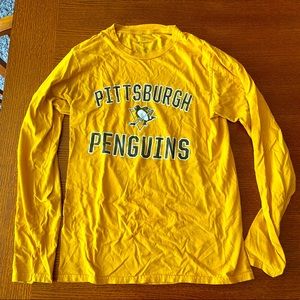 Pittsburg Penguins long sleeve shirt